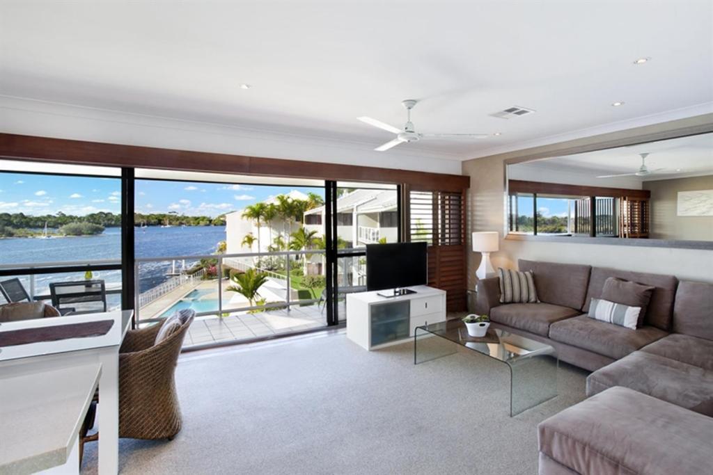 Noosa Shores Resort Exterior photo