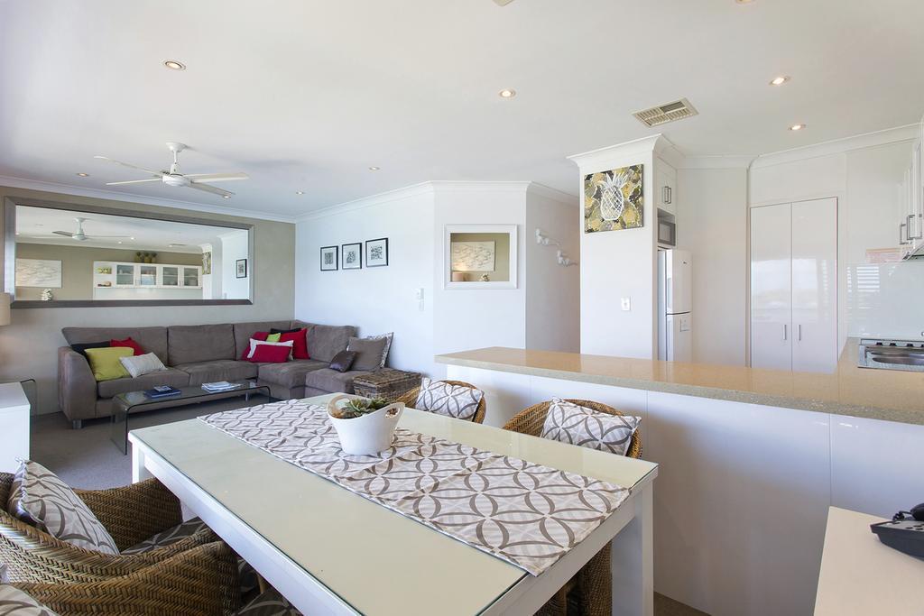 Noosa Shores Resort Exterior photo