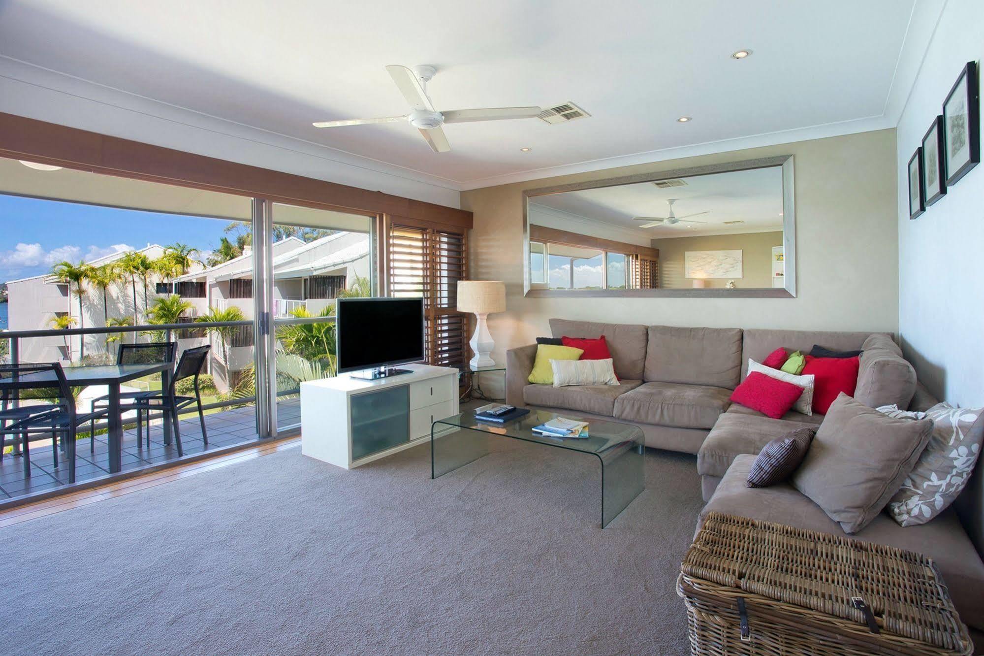 Noosa Shores Resort Exterior photo