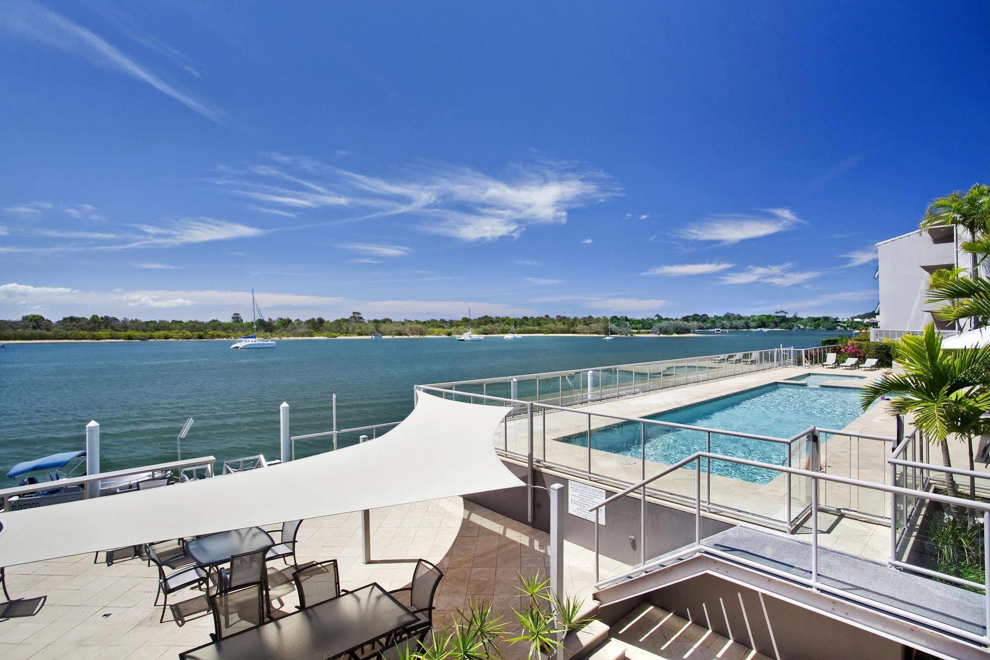 Noosa Shores Resort Exterior photo